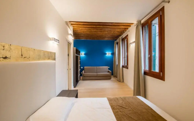 Charming Palace Corte Del Teatro