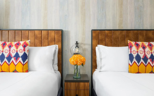 Kenmore Village Hotel, South Beach