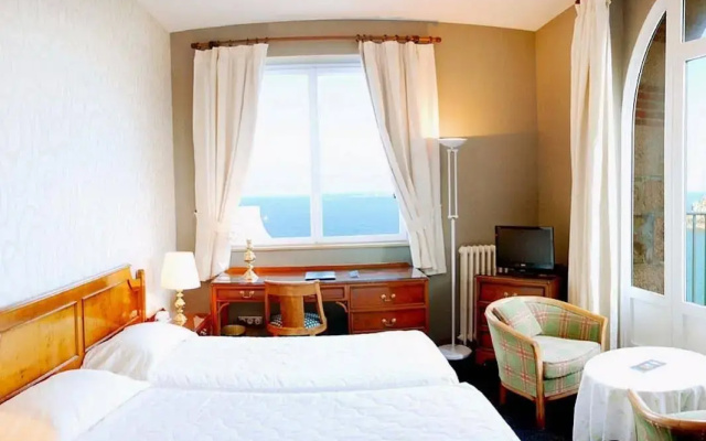 Le Manoir Du Sphinx