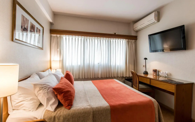 Hotel Solans Carlton