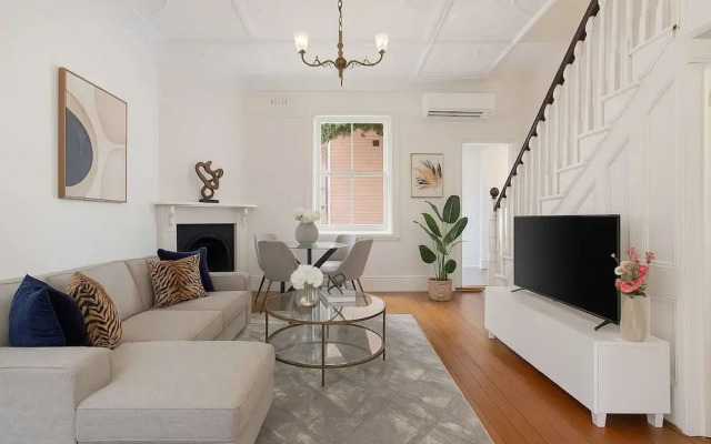 The Paddington White Sanctuary