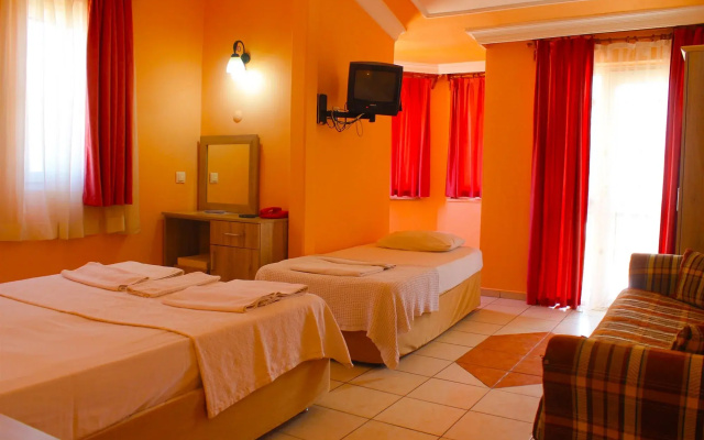 Carmina Hotel