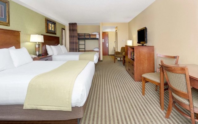 Days Inn by Wyndham Cheyenne