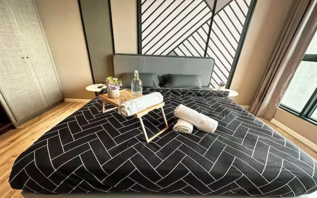 Guestonic Millerz Luxury Home