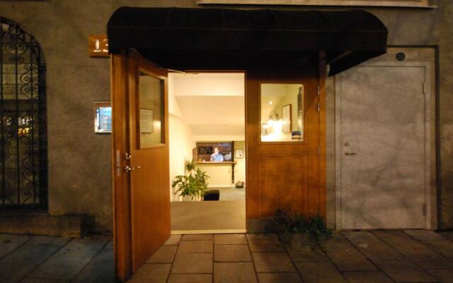 Отель Skanstulls Hostel Швеция, Стокгольм - 1 отзыв об отеле, цены и фото номеров - забронировать отель Skanstulls Hostel онлайн вид на фасад