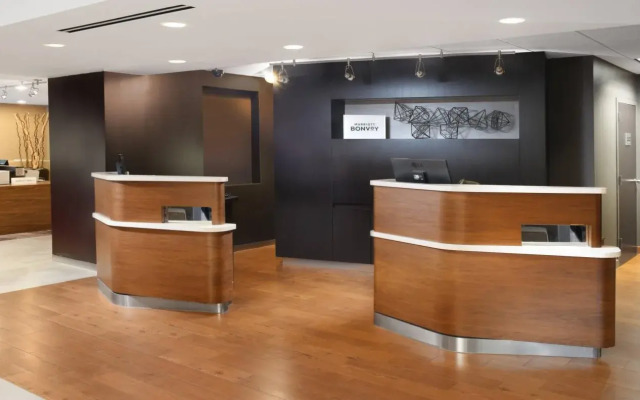 Courtyard by Marriott Dallas Las Colinas