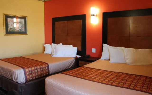 Magnolia Inn And Suites
