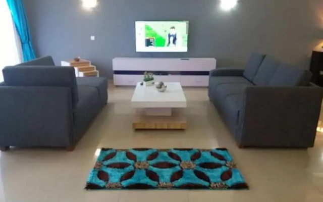Amara Suites (Banana Island)