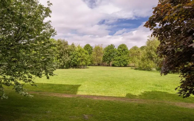 The Lochend Park View Residence No.3