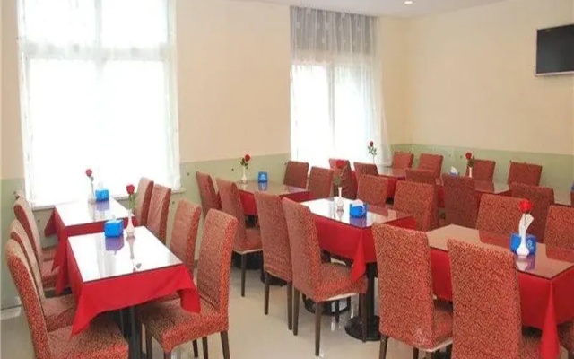 Hanting Express Beijing Pinggu Century Plaza Branch