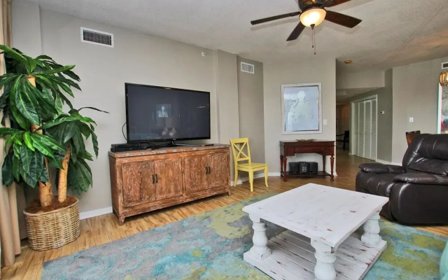 Palms 513 - Two Bedroom Condo