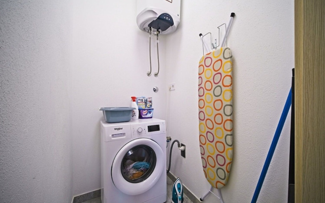 Apartment Afitojen