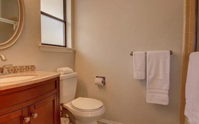 Comal River Condo 307