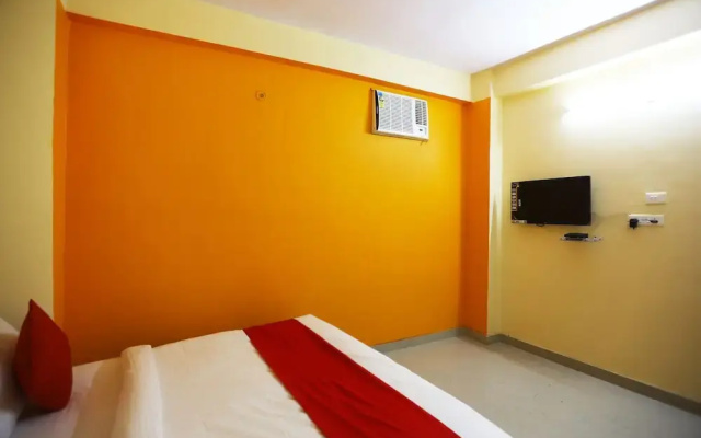 Shri Ram Guest House by OYO Rooms