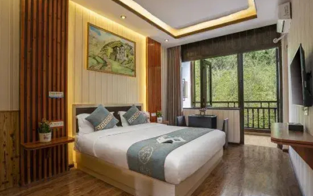 Qianxun Xijiang Homestay