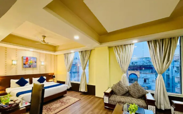 The Red Velvet Hotel Samarpan, Patna