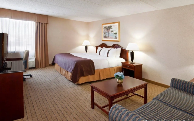 Holiday Inn Youngstown South by IHG