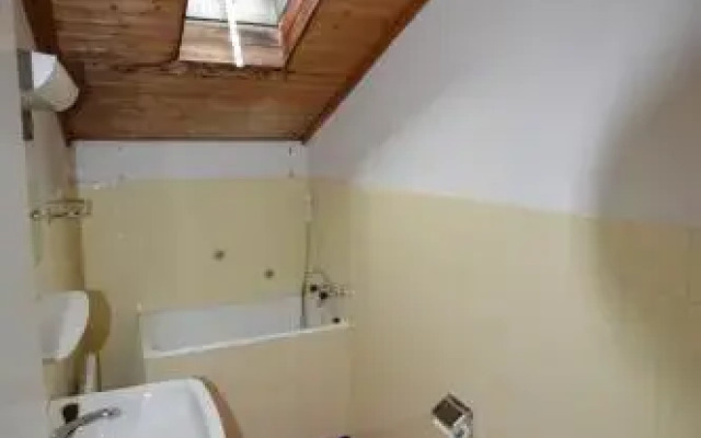 Studio Room