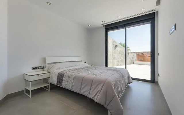 Benidorm Luxury in Poniente Beach