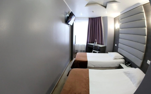 Hotel Phenix