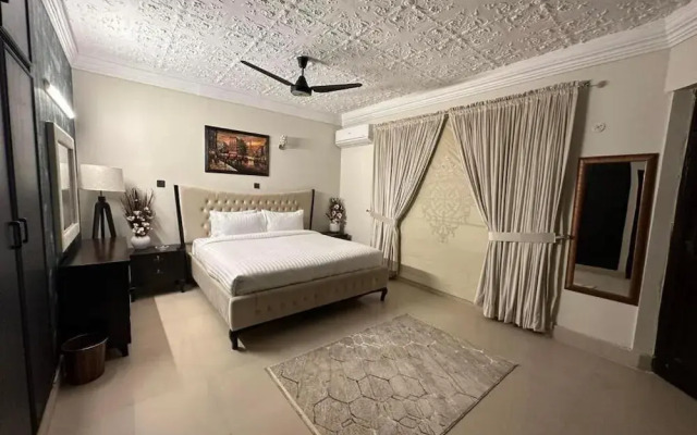 Capital Lodges