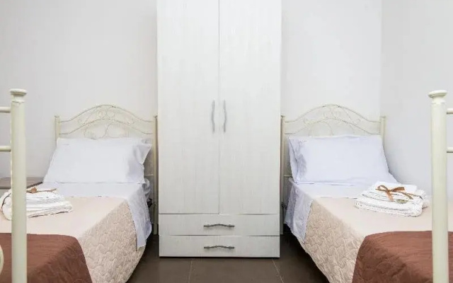 Galileo Suites & Apartments