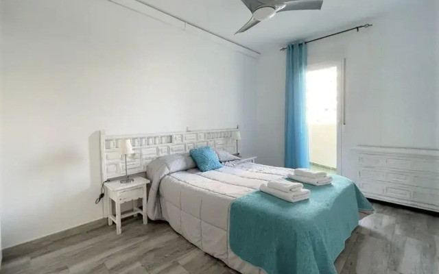 Belvilla by OYO Apartment in Benalma!dena