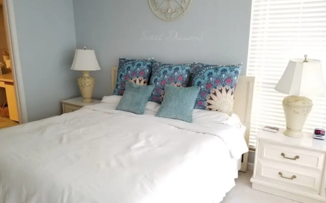 Sea Place 13137 2 Bedroom Condo by RedAwning