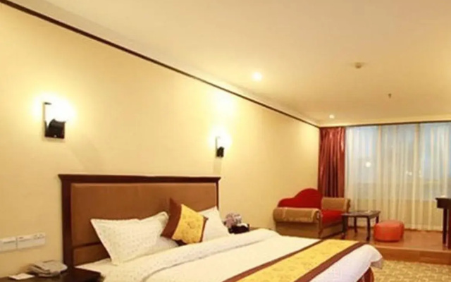 Jin Yu Hotel (Zhuhai Gongbei Port Pedestrian Street)