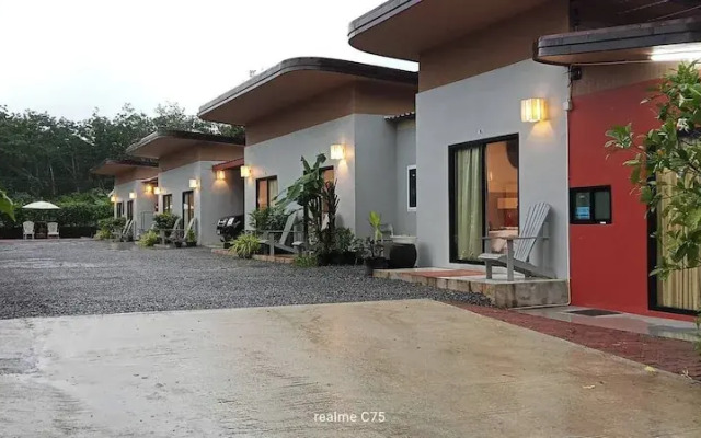 Pakrongcheeb Resort