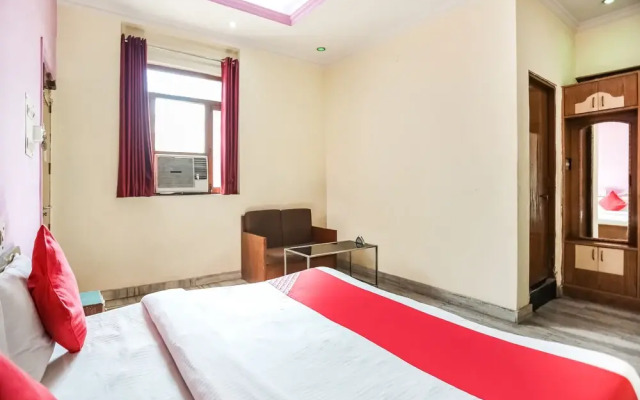 OYO 22577 Hotel City View