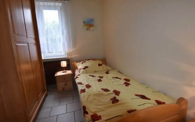 Beachside Apartment in Pepelow With Private Terrace