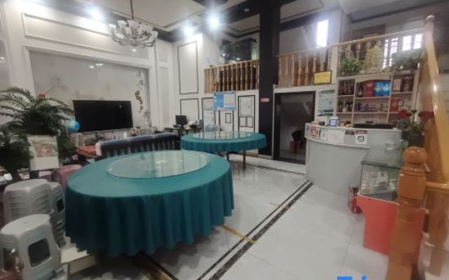Xinchang Yunqi Small Building House