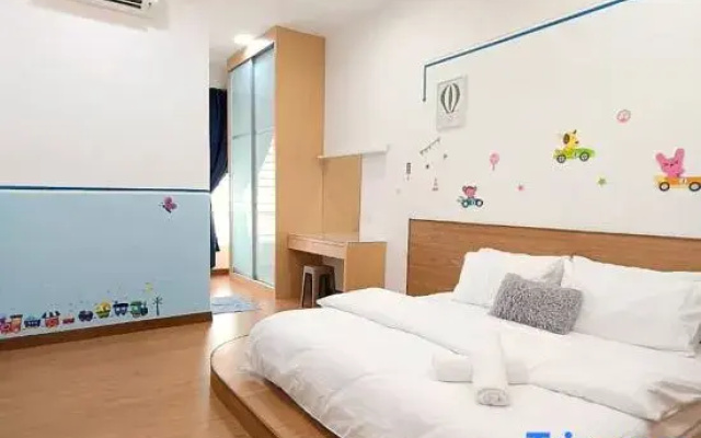 Suriaman Serenity Comfort Home (12-15 Pax)