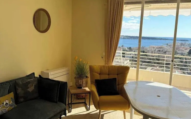 Flat -2bdr/4p - SEA View