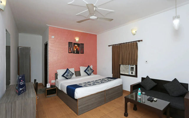 Hotel Om Paradise by OYO