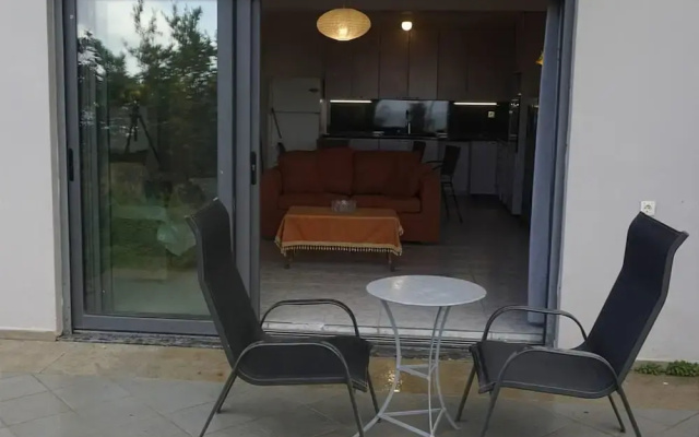Lovely Modern Studio in Romanos Patras, Greece