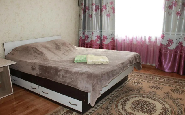 Apartments On Vostok-5, 10/7