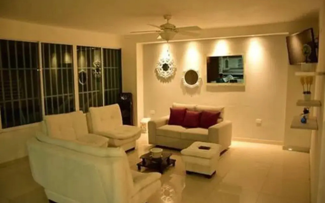 Hotel Peira House