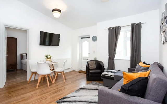 Preston Mews Flat 1