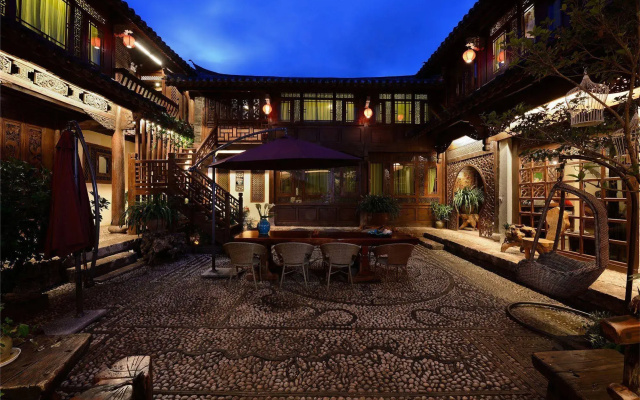 Blossom Hill Inn - Lotusland