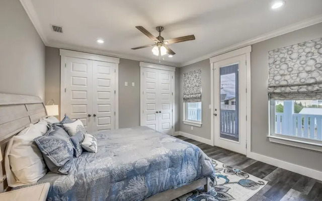 Vacation Station by Book That Condo