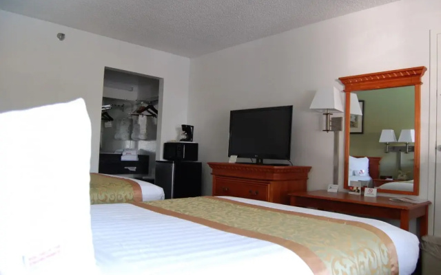 Ramada By Wyndham Temple Terrace/Tampa North