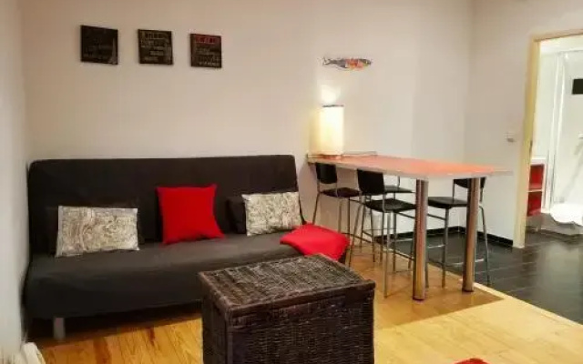 Red Passion Apartment