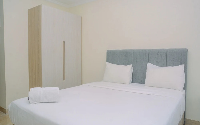Elegant and Stylish Studio Menteng Park Apartment