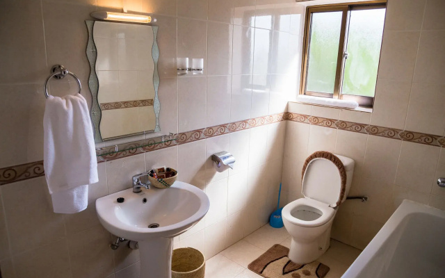 Brubru Lodge