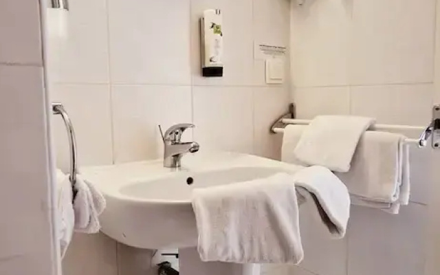 Brit Hotel Essentiel Pontivy-Robic
