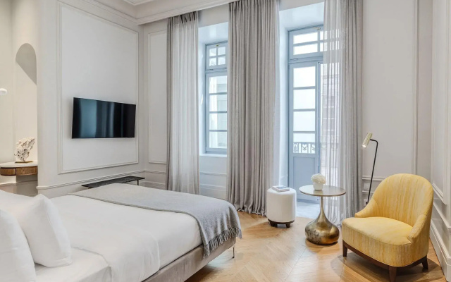 The Dolli at Acropolis, A Hotel to Live