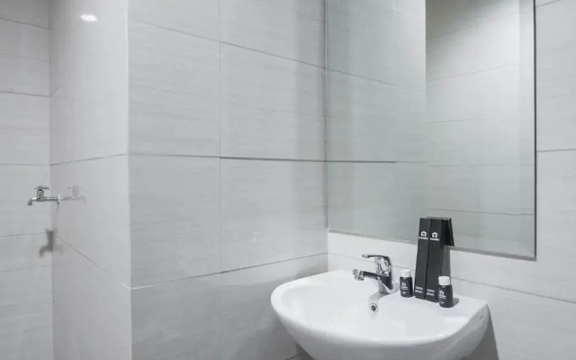 2BR Luxury Modern Ciputra International Apartment