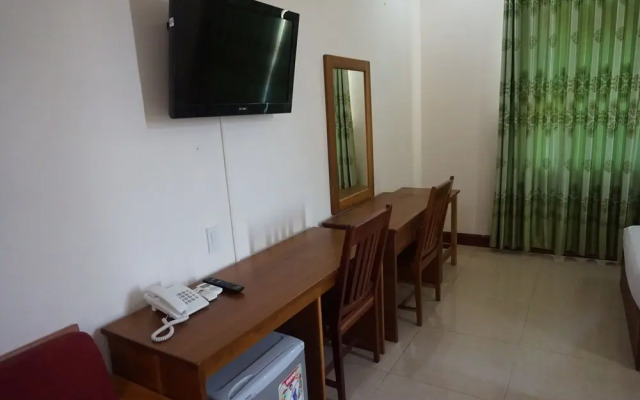 Double Lotus Hotel